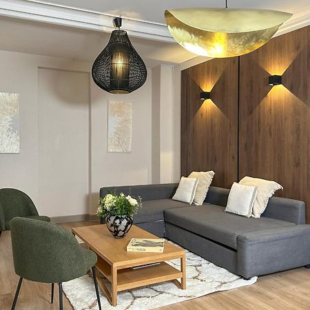 Champs Elysées - Deluxe Family Apartments Paris Extérieur photo