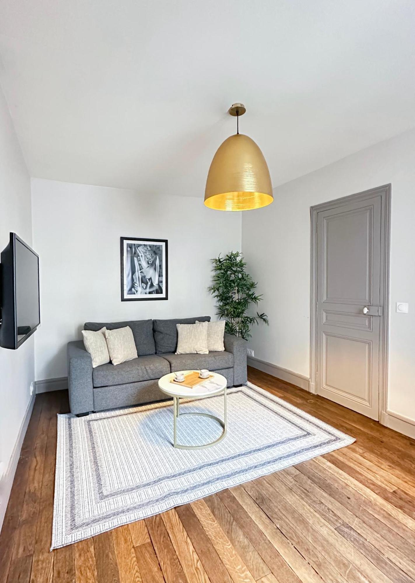 Champs Elysées - Deluxe Family Apartments Paris Extérieur photo
